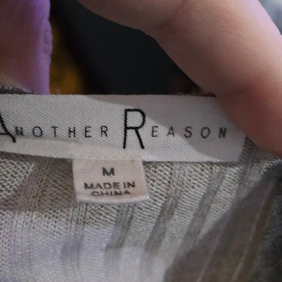 Another Reason Camouflage Waffle Knit Top Medium - Picture 5 of 6